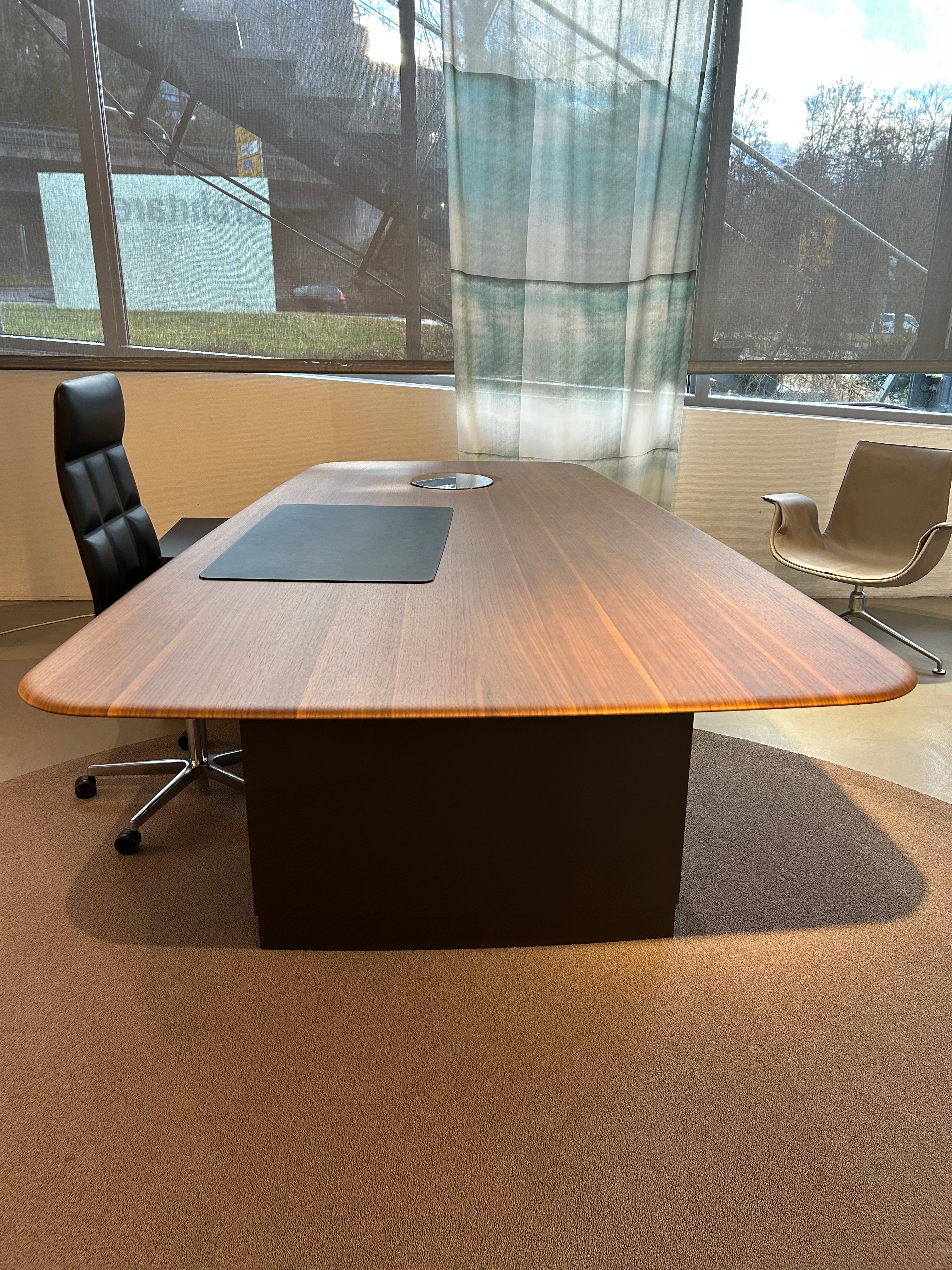 Walter Knoll / Keypiece Communication Desk 4500 / Konferenztisch