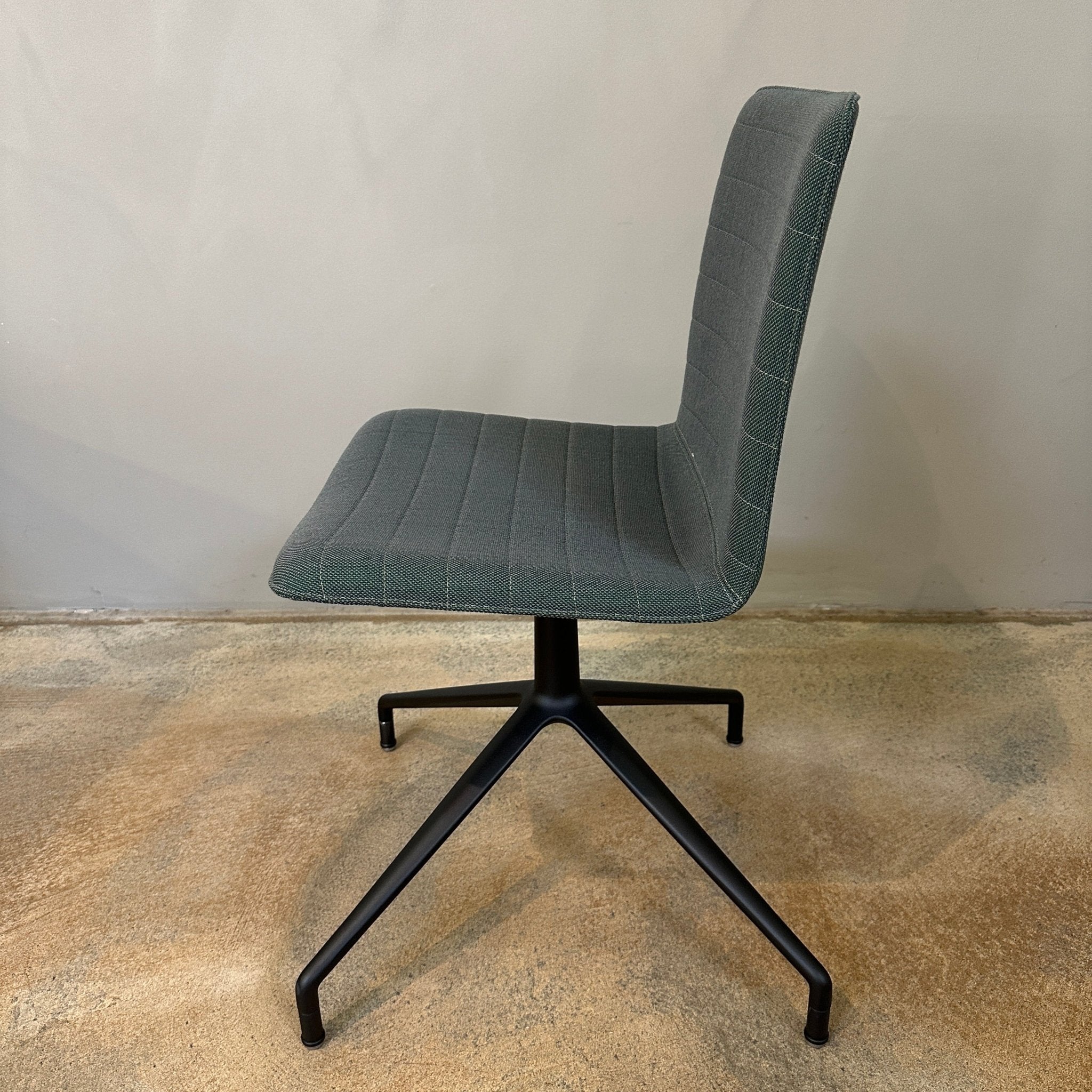 Andreu World / Flex Chair / Stuhl - architare shop