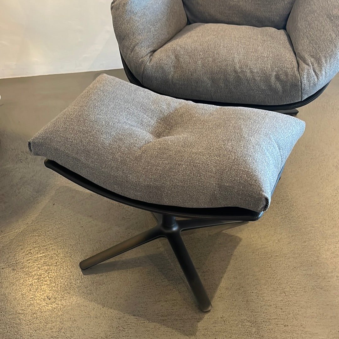 COR / Cordia Lounge / Sessel mit Hocker - architare shop