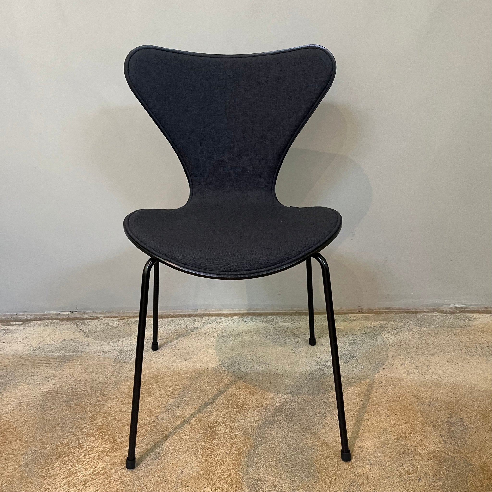 Fritz Hansen / Serie 7 / Stuhl - architare shop