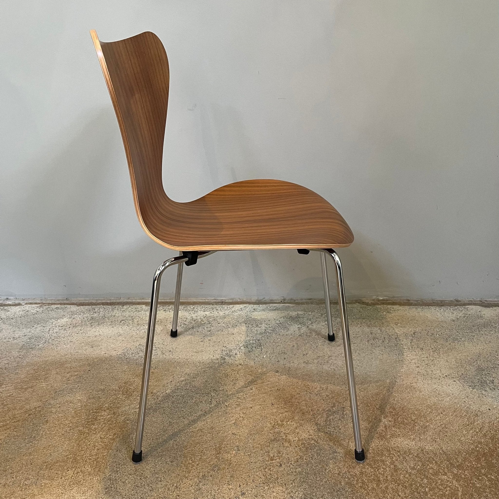 Fritz Hansen / Serie 7 / Stuhl - architare shop