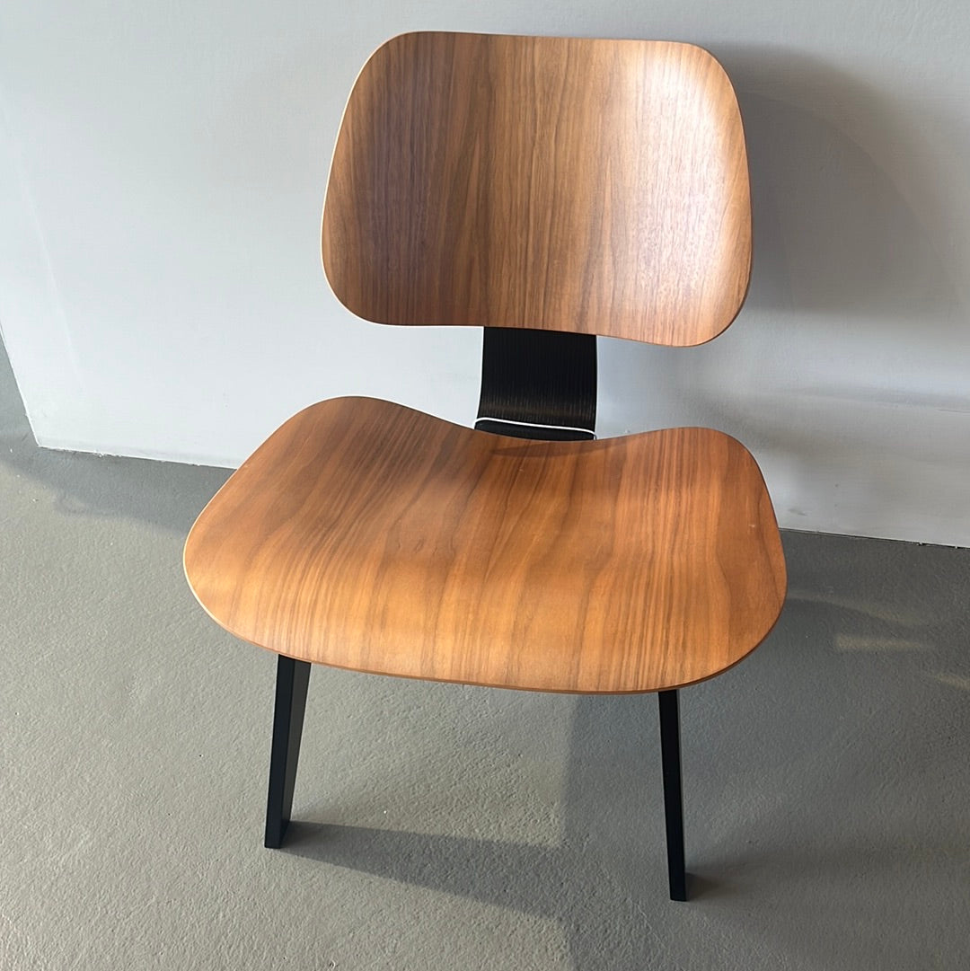 Vitra / Plywood LCW/ Stuhl