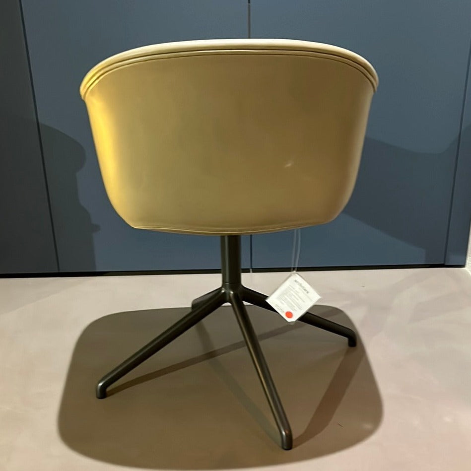 Muuto / FIBER ARMCHAIR SWIFEL / Armlehnstuhl