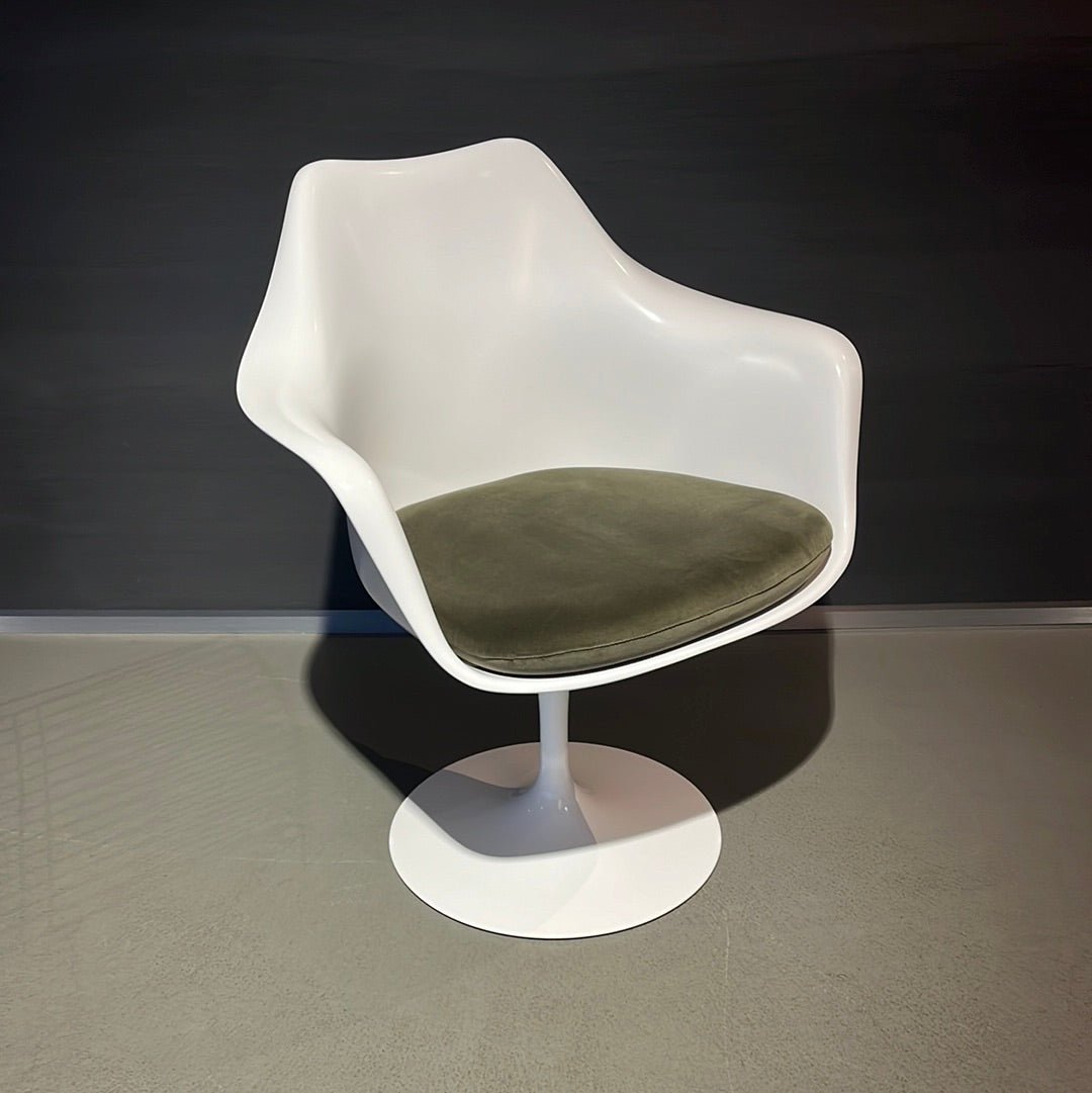 Knoll International / SAARINEN Tulpenstuhl / Armlehnstuhl - architare shop